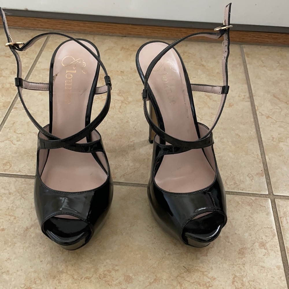 Black strappy heels